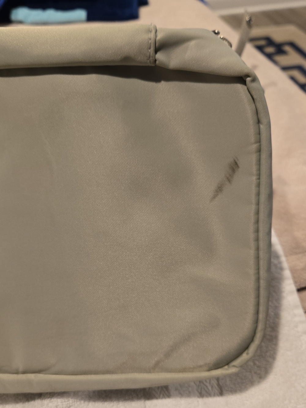 Lightweight Duffel Bag in Light Green - Picture 16 of 16